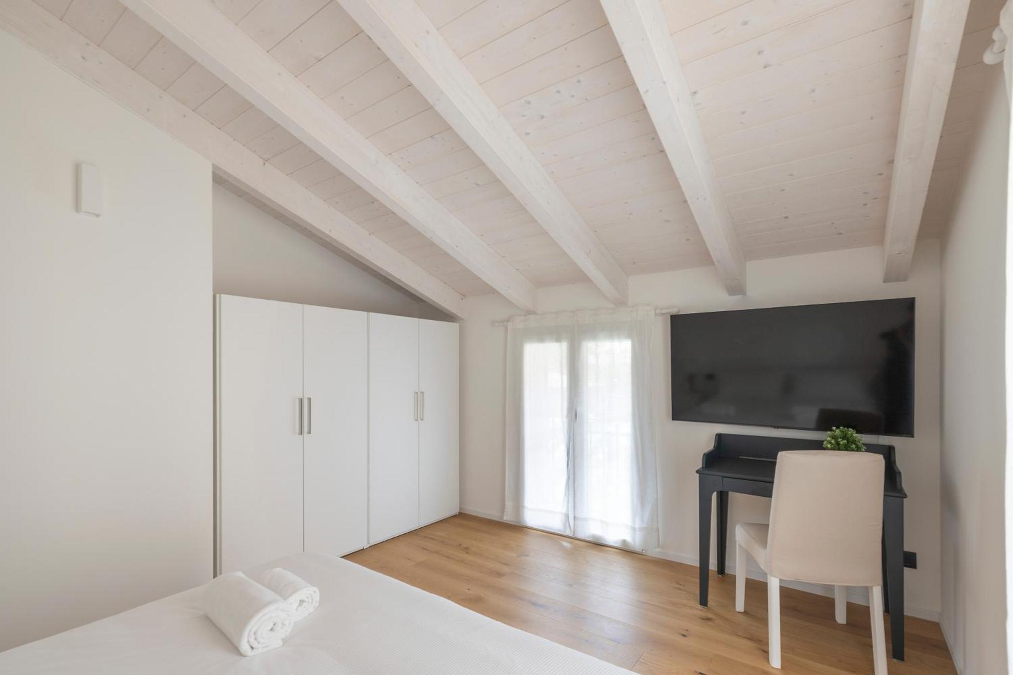 Olmo Suites Комо Экстерьер фото